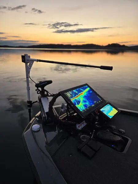 Sonar screen on a calm lake